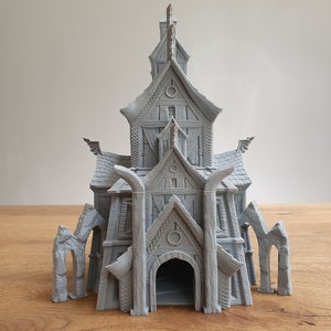 Valkyrie Dice Tower - Norse Mythology-Inspired Dice Rolling for Tabletop Gaming or D&D