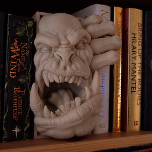 Orc Book Nook, 3d Printed Fantasy Book Shelf Décor and Bookends