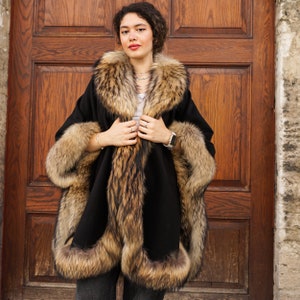 Women’s Winter Black  Cashmere Cape with Fox Fur Trim - Warm Cashmere Cape, One Size Fits All”