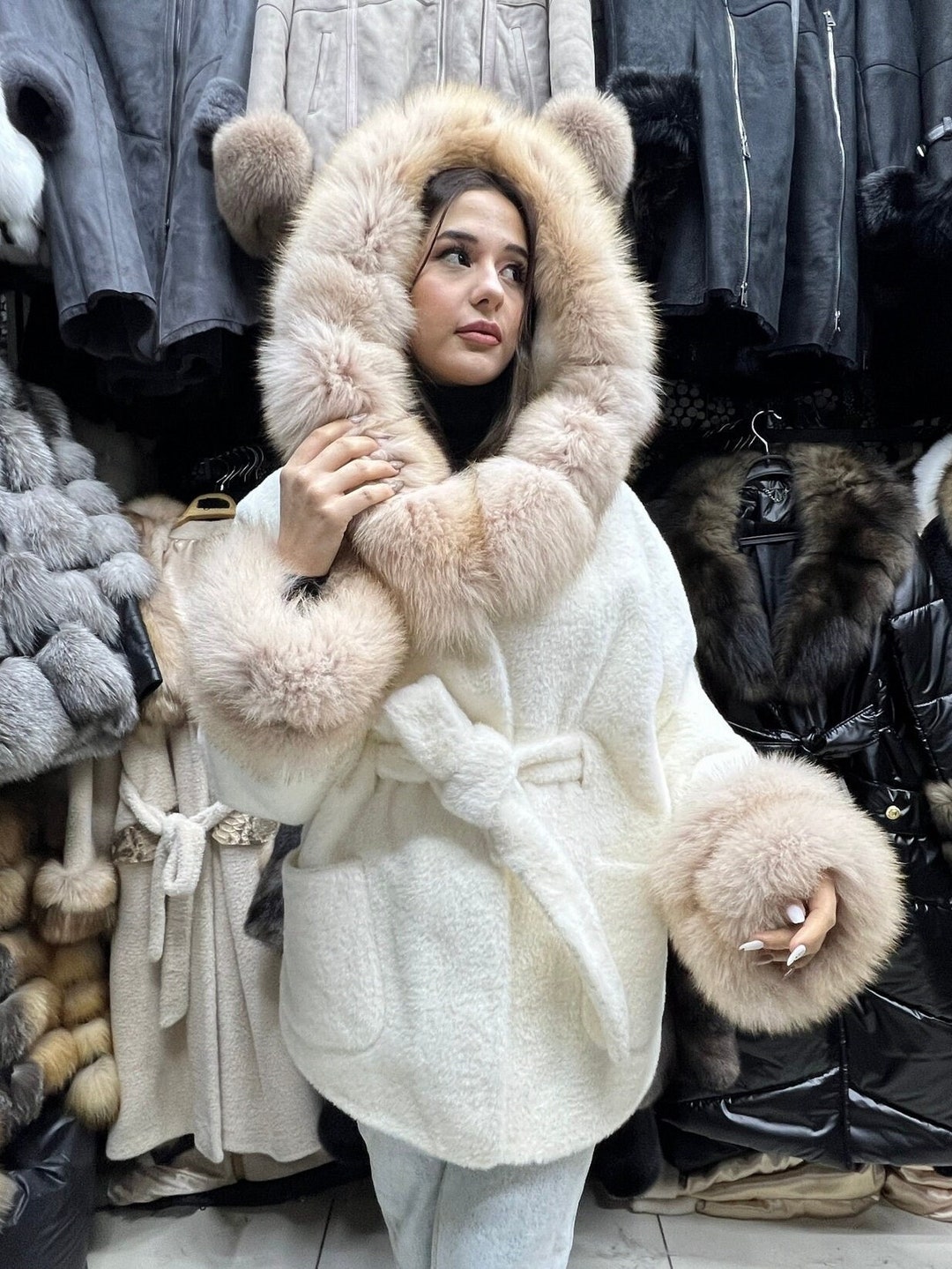 新色】Winter Love Faux Fur Coat