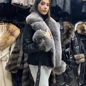 Women’s Leather jacket  , Women&#39;s High Quality Genuine Lambskin Black Coat With Fox Fur, winter coat, luxury leather, perfect gift
