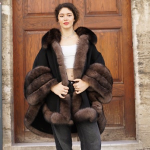 Women’s Winter Black  Cashmere Cape with Fox Fur Trim - Warm Cashmere Cape, One Size Fits All”