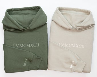 Sweat à capuche personnalisé avec chiffres romains, cadeau pour couple, sweat à capuche personnalisé assorti date d'anniversaire pour fiançailles, cadeaux de mariage, cadeau en coton