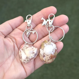 Seashell Resin Keychain: Dolphin Charm, Hand-Picked Shells