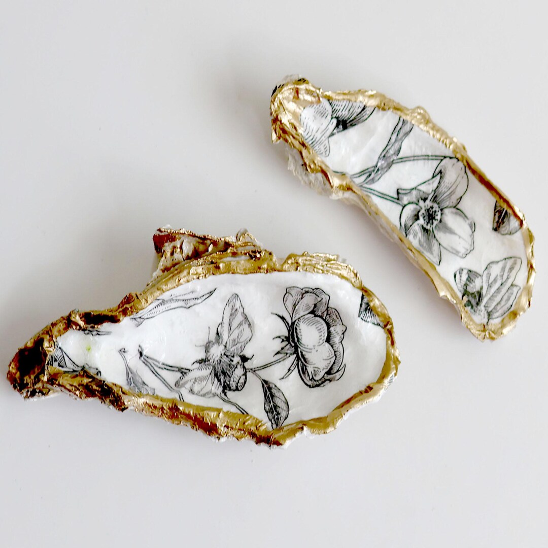 Oyster Ring Dish main image 1