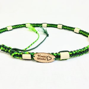 Zeckenschutzhalsband mit EM Keramik Perlen aus Paracord