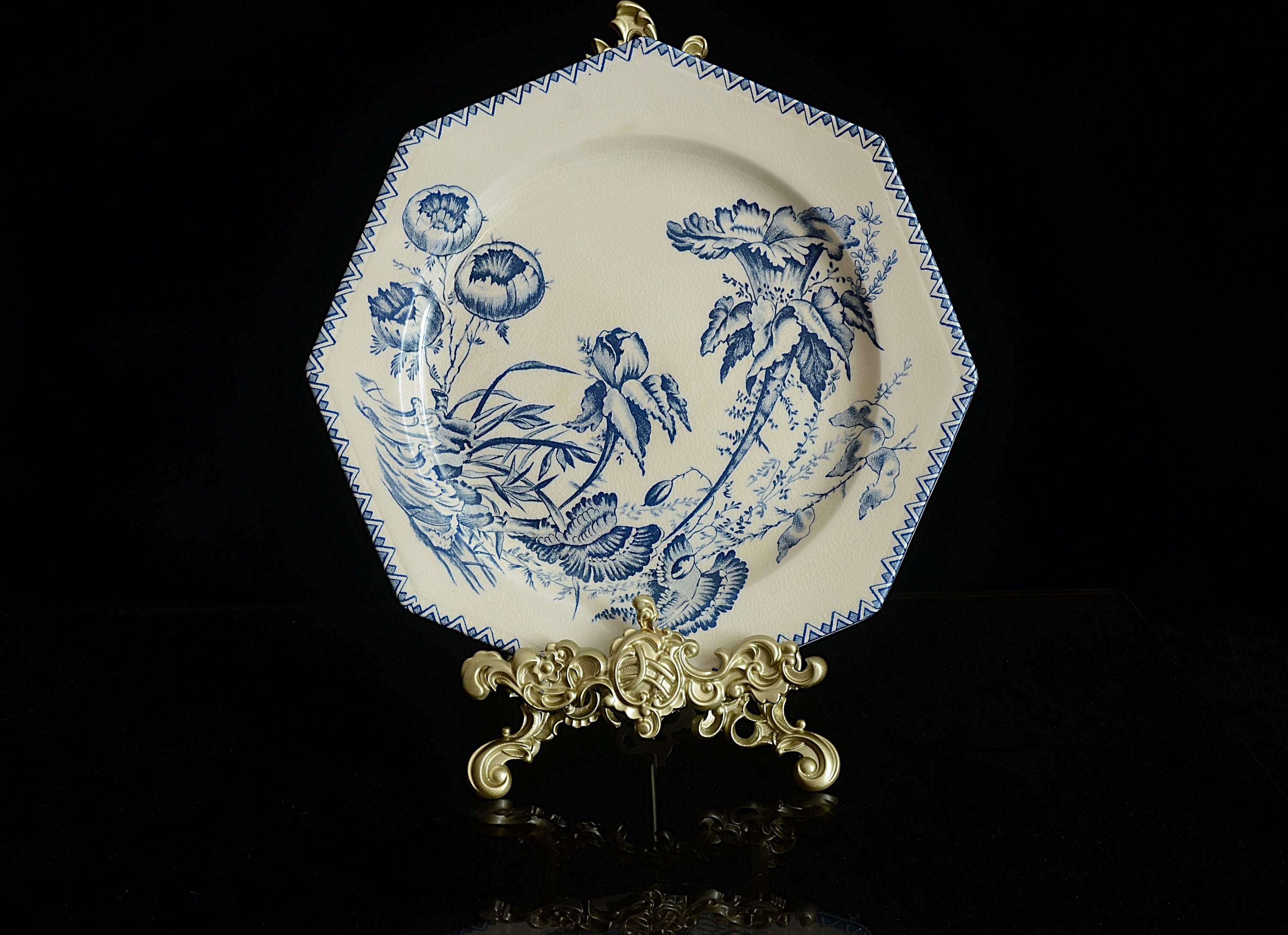 Magnificent ironstone plate from Clairefontaine, Indiana model, 19th century