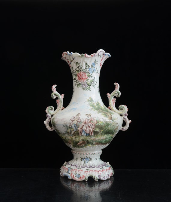 18世紀 リール産フランス陶器の貴重なアンティーク花瓶 - Etsy 日本