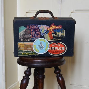 Ancienne valisette en carton noir-Objet de collection ou décoration vintage