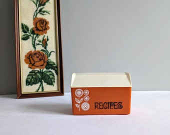 Vintage Lustro Ware Plastic Recipe Box