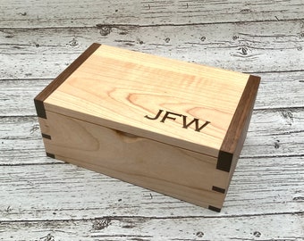 Custom Wood Box, Keepsake Box, Engraved Valet Box, Custom Engraved Wood Box, Walnut Keepsake Box, Gift for Him, Gift for her, Gift for Mom