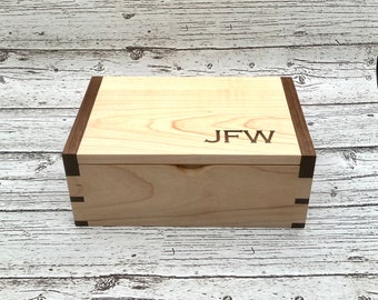 Custom Wood Hinge Box, Keepsake Box, Engraved Valet Box, Custom Engraved Wood Box, Walnut Keepsake Box, Personalized Wooden Box