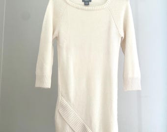 White buttercream 100% cashmere Neiman Marcus sweater dress. Size S. Stylish and extra soft!