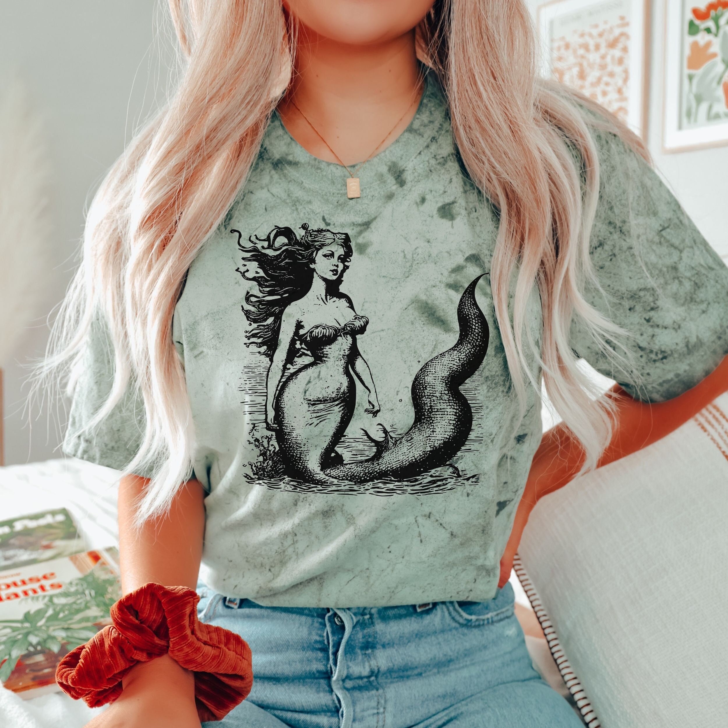 Vintage Mermaid Shirt, Mermaid Tshirt, Mermaidcore, Made to Order, Color Blast, Mermaid Shirts for Girl, Oversized Shirt Sea Tee