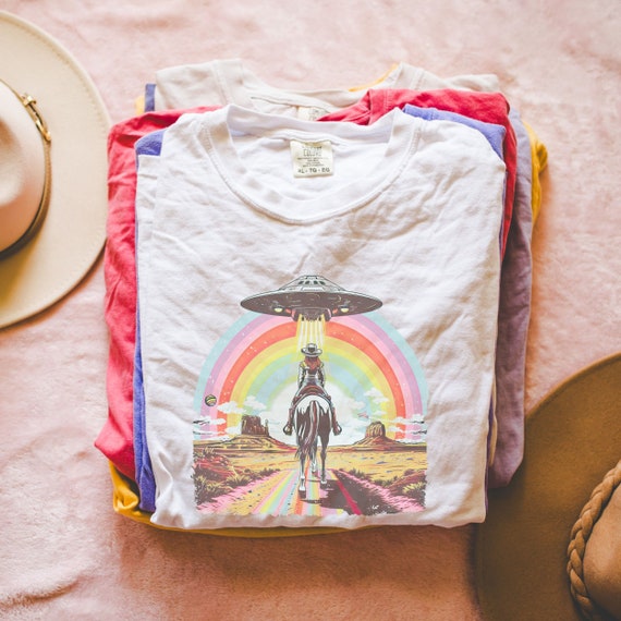 Space Cowgirl Tee Cosmic Cowgirl Shirt Space Cowgirl Outfit Cowgirl Western Graphic Tee Country Girl Shirt ,Cowgirl Shirt,Gift For Her