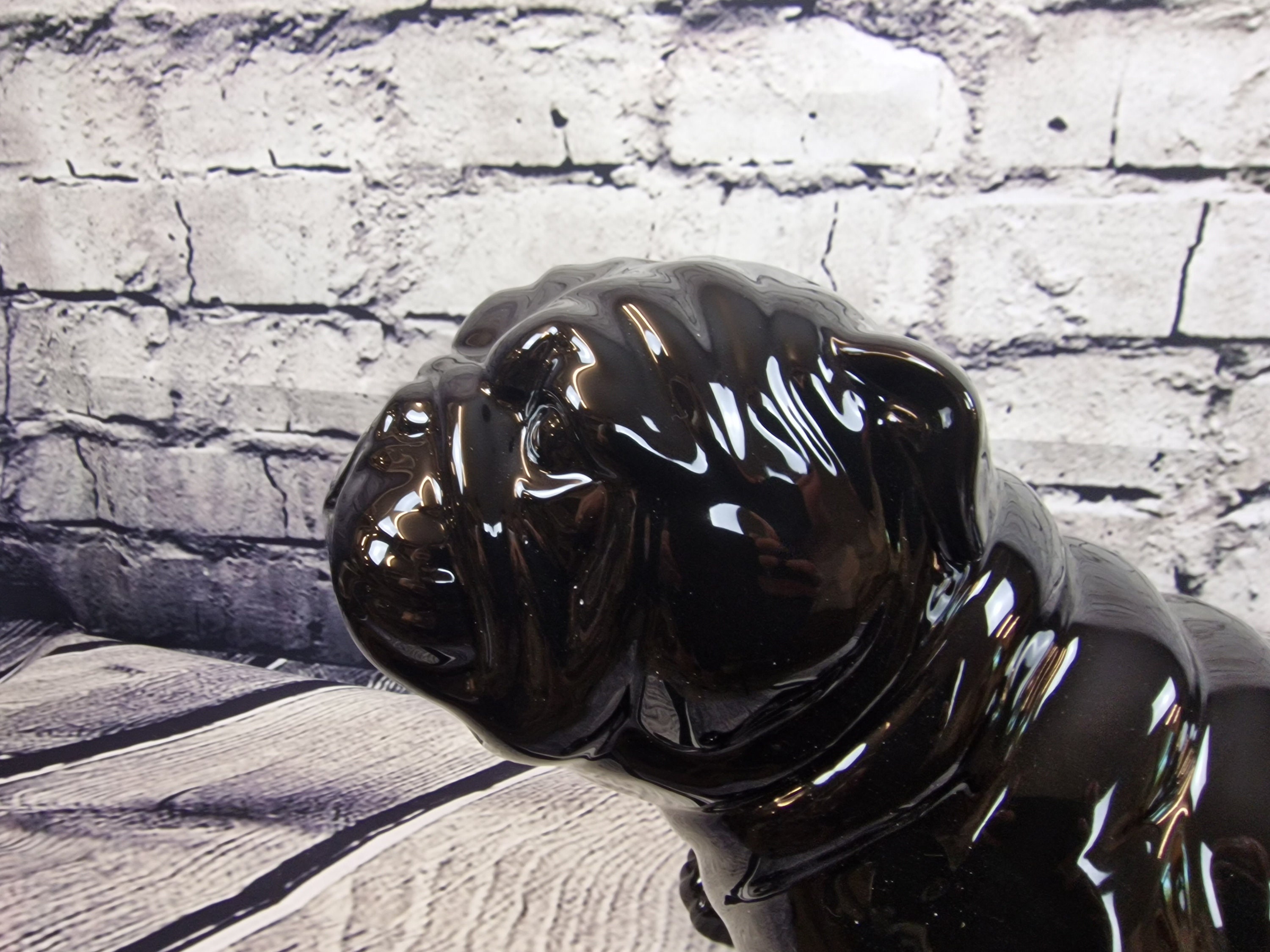 English Bulldog black artistic ceramic figure 42 x 30 cm New