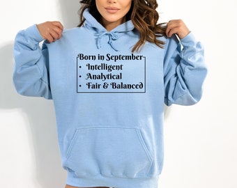 Nacido en septiembre sudadera con capucha (negro) / sudadera con capucha de cumpleaños de septiembre / sudadera con capucha de declaración / regalo de cumpleaños de septiembre / sudadera con capucha de fiesta de septiembre