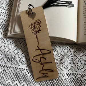 Personalized Bookmark with Birth Flower | Mother’s Day Gift | Birthday Gift | Wedding Favours