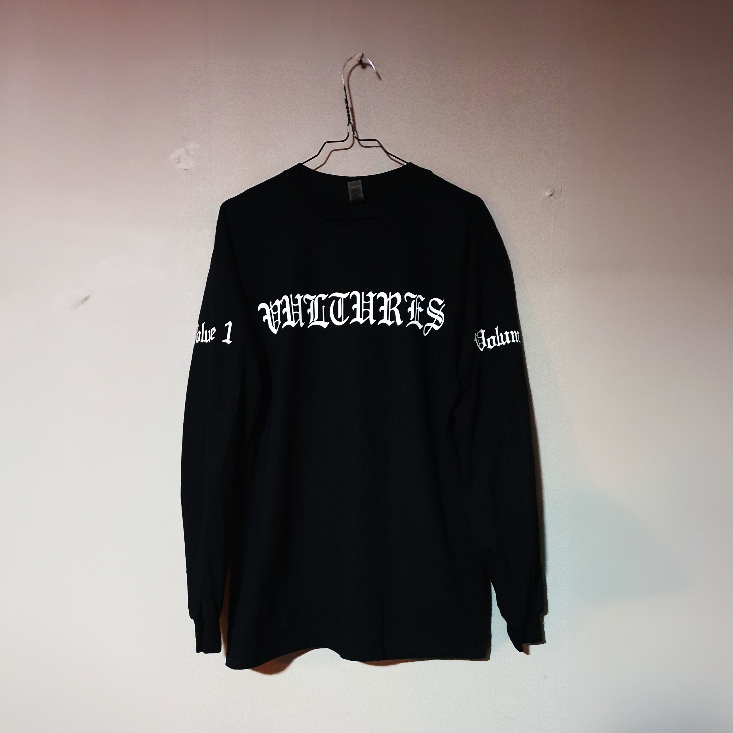 VOLUME 1 LONG SLEEVE