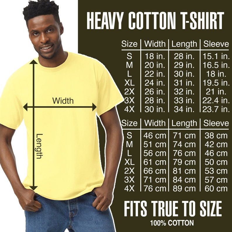 Puede incluir: Una camiseta de algod&oacute;n pesado de color amarillo con una tabla de tallas que muestra las medidas en pulgadas y cent&iacute;metros. La tabla incluye las tallas S a 4X. El texto "FITS TRUE TO SIZE" y "100% COTTON" tambi&eacute;n est&aacute; incluido.