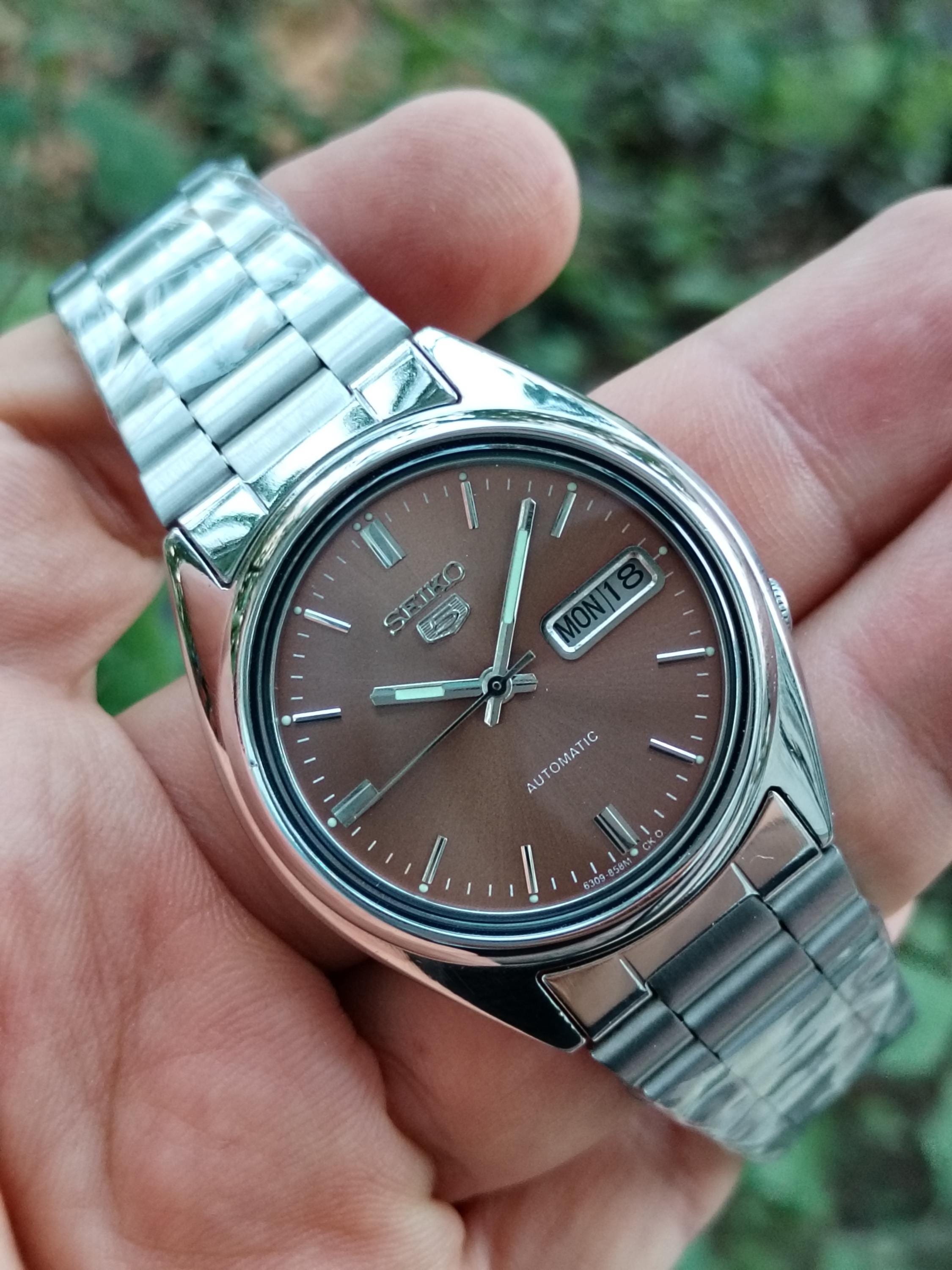 SEIKO 5 ヴィンテージ自動巻き腕時計 ヴィンテージ セイコー5 自動巻き腕時計 - 1980年代 ブラウン文字盤