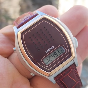 Vintage Seiko Talking Watch – Rare 1980s Digital Voice Alarm Watch – Collectible Timepiece