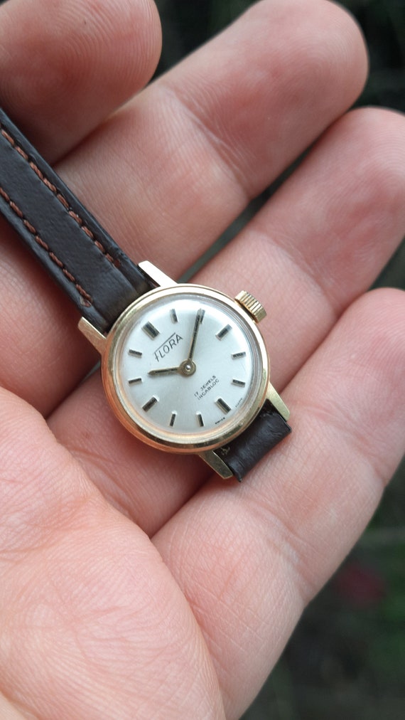 Vintage Flora Swiss made Woman Mechanical Watch