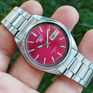Vintage Seiko Automatic 7009 Caliber Red Dial Mens Watch - Etsy