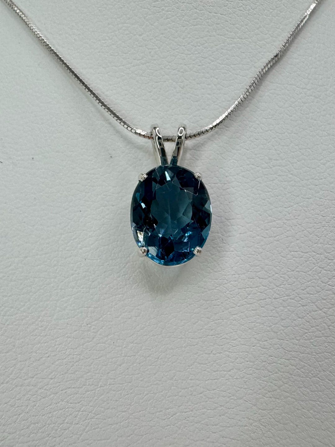 LONDON BLUE TOPAZ 10x8mm Oval Pendant Hand Set in a Sterling Silver ...