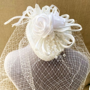 Bride Birdcage Veil Fascinator, FloraI Headband with Short Veil, Ivory White Crystal Short Birdcage Veil