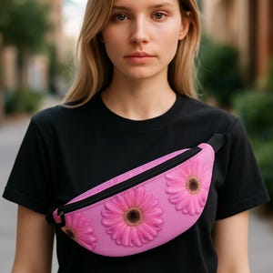 Small Crossboday Bag for Women, Pink Gerber Daisy Floral Crossbody Bag, Travel Crossboday Bag