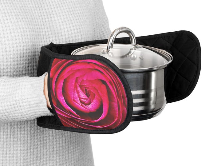 Pink Ranunculus Floral Oven Mitt, Kitchen Chef Gifts for Cooking Enthusiasts, Floral Oven Glove, Baking Accessories, Housewarming Gift,