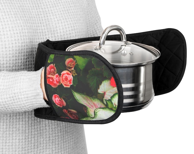 Rose Floral Oven Mitts, Chef Accessory, Kitchen Gift. Cooking Gloves, Floral Kitchen Decor, Cooking Supplies, Housewarming Present,