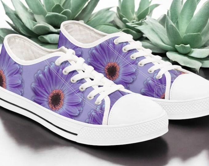 Women's Lilac Gerber Daisy Sneakers, Purple Floral Athletic Shoes, Low Top Sneakers