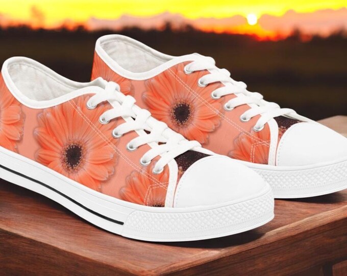 Peach Gerber Daisy Women's Low Top Sneakers, Floral Athletic Shoe, Low Rise Shoe for Women, Daisy Pattern Sneakers, Women's Tennis Shoes