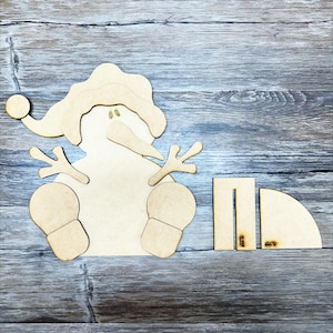 Whimsical Snowman – DIY Shelf Sitter Kit | Sitting Snowman with Floppy Hat & Big Shoes | Winter Mantel Decor | Unfinished Wood Craft