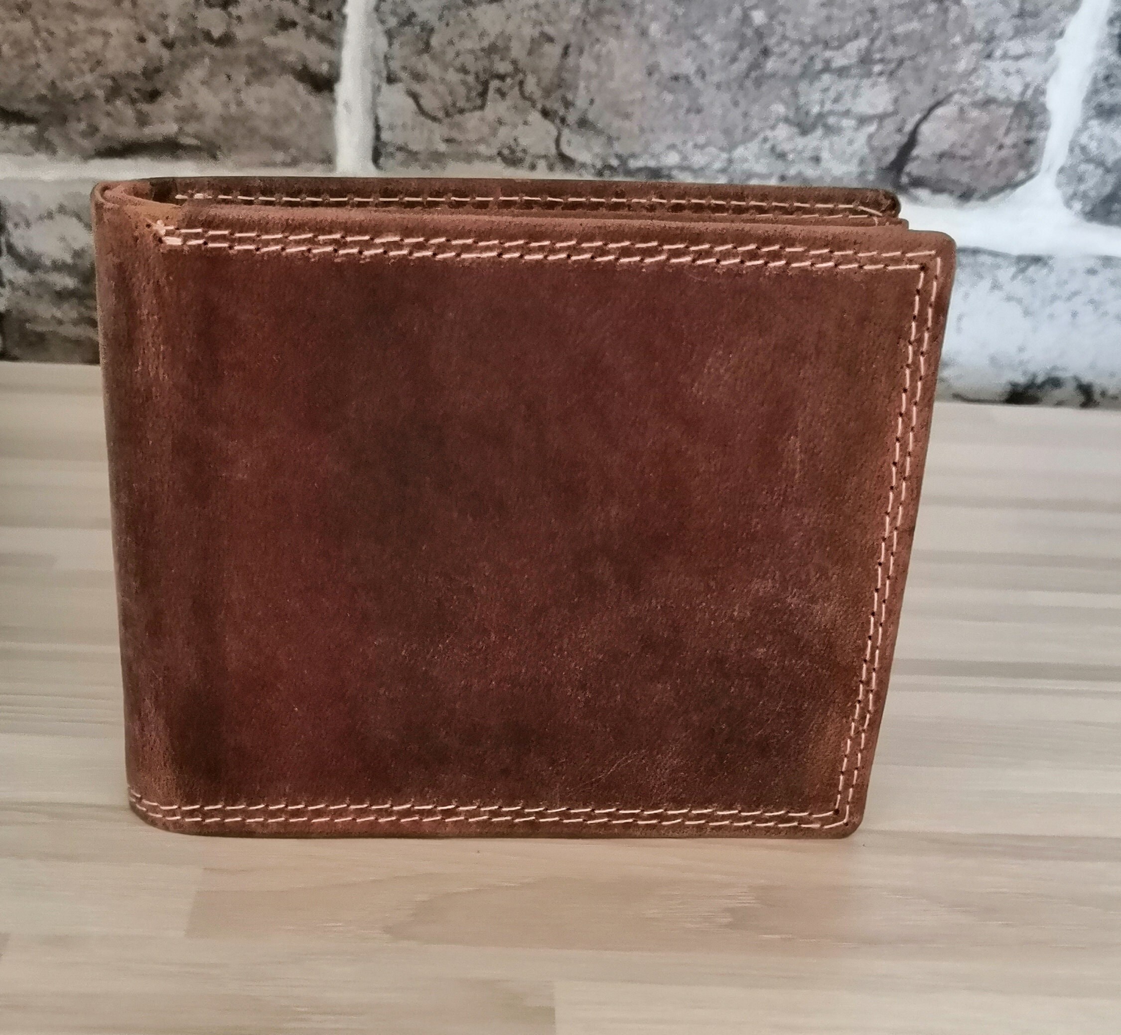 Leather wallet for men, RFID protection, genuine leather wallet, card  slots, unisex, brown wallet, data readout, Hunter leather