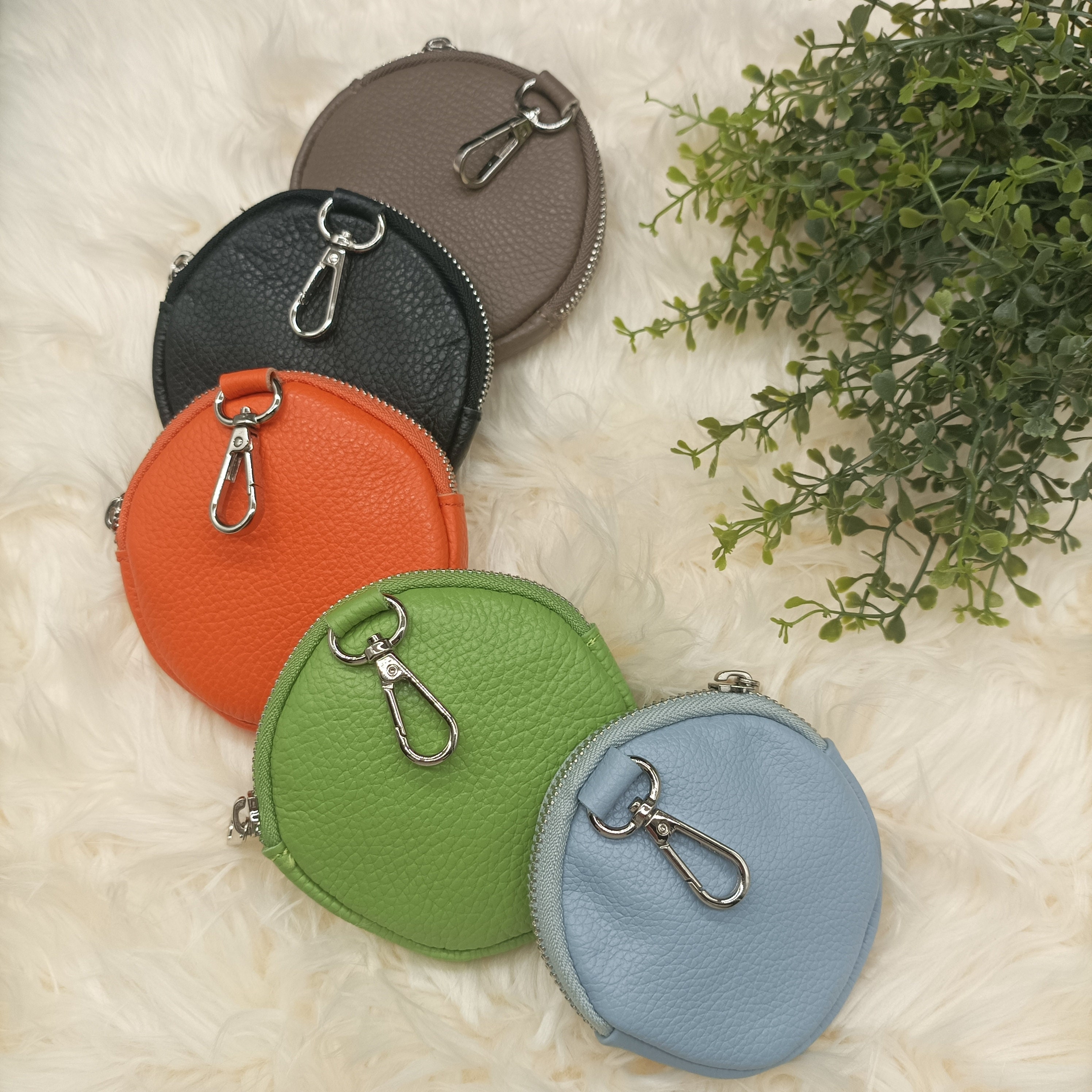 Runde Reißverschluß Münzbörse, Coin Bag mit Karabiner, kleine Geldbörse  Leder, rundes kleines Portemonnaie, Leckerli, Taschenanhänger rund - Etsy 日本