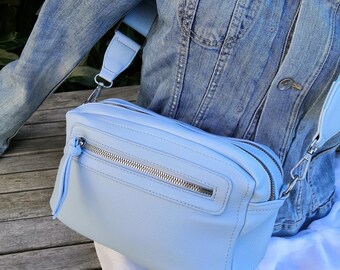 Borsa A Tracolla Donna In Pelle Vegana: Compatta, Con Custodia Cuffie E Tracolla Regolabile - 3