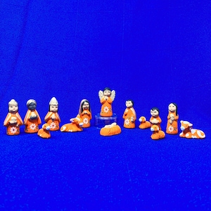 Mexican Nativity Set 14 pieces Miniature Tonala Handcrafted Bright Orange