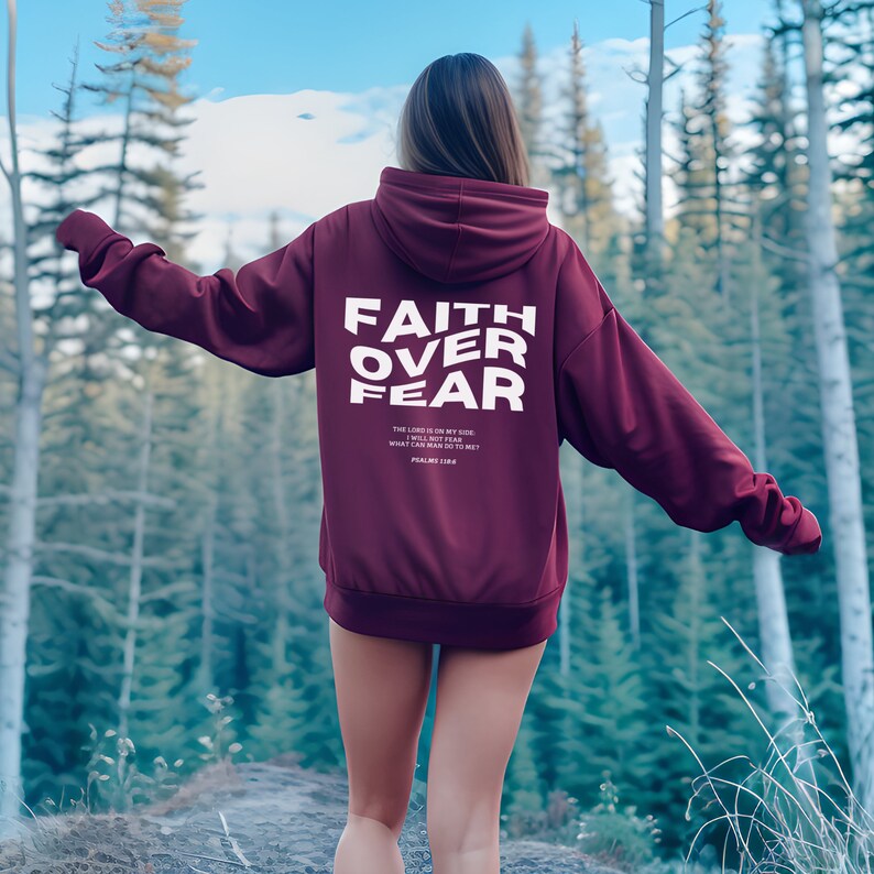 Trust In The Lord Hoodie - Christlicher Y2K Style Für Damen