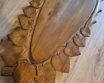 Hand-Carved Wooden Antler Mount Plaque –LINDEN LEAFS- Hunting Lodge Decor -  Linden Wood, 70x35 cm | Rustic European Trophy Base for Antlers