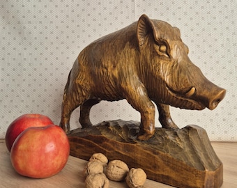Boar, wild boar, wooden boar , Wood sculpture, Linden Wood statue, gift for hunters, nature lover, great addition for hunting lodge or cabin