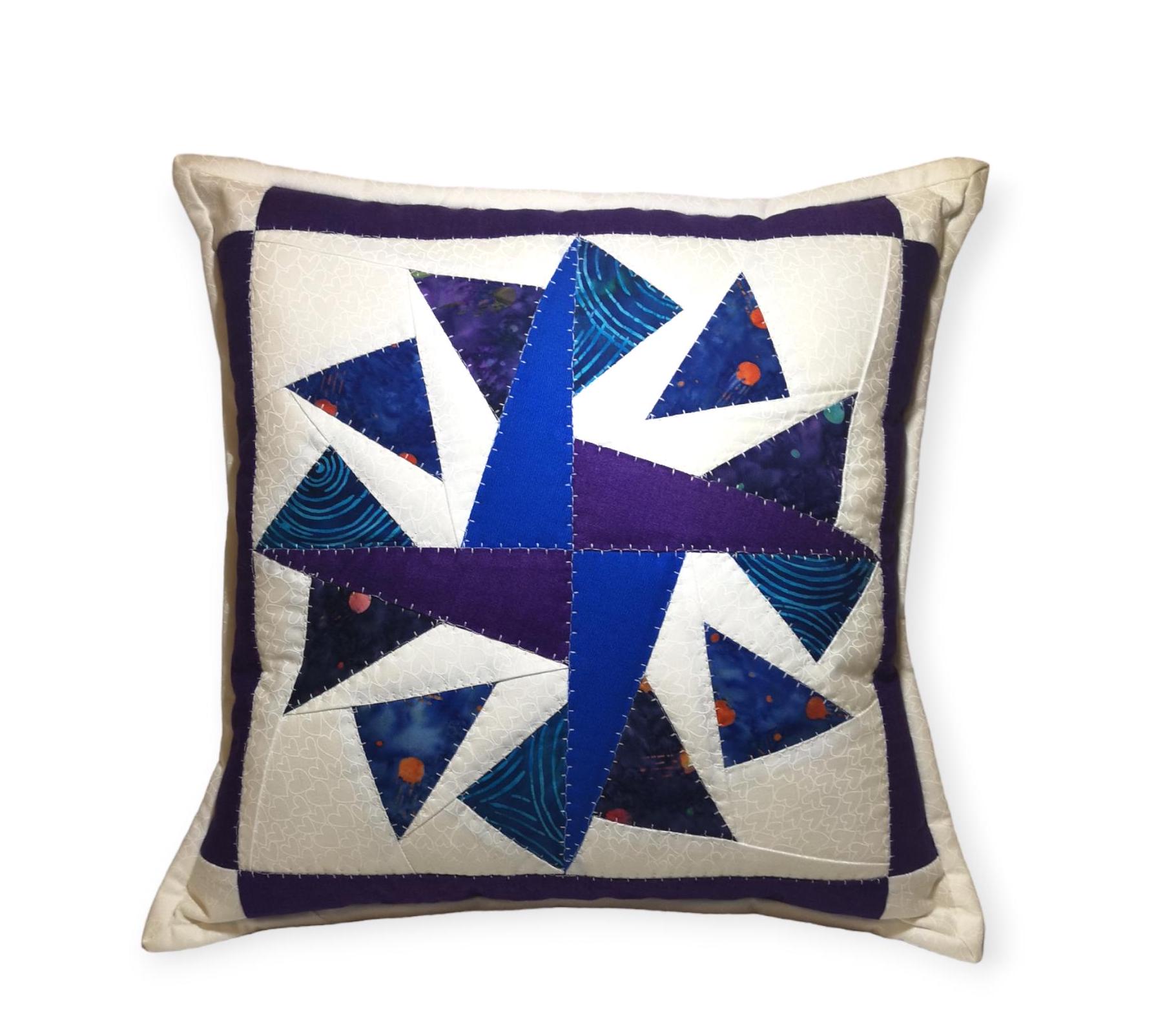 詰め物入り枕カバー!!、ハンドメイドキルトパッチワーク - 幾何