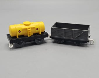 Vintage Thomas and Friends Trackmaster Fuel Cargo Car & Tanker Troublesome Truck