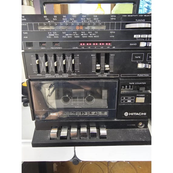Vtg Hitachi TRK-9005H Boombox Ghetto Blaster Radio Detachable