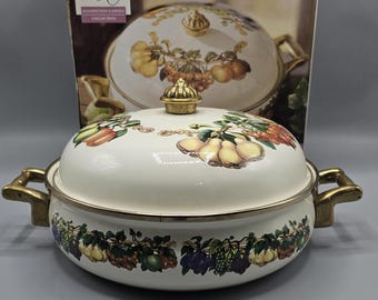 Tabletops Unlimited Kensington Garden Porcelain Enamel 3 Quart Covered Casserole