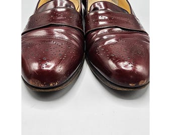 Vintage Salvatore Ferragamo Brogue Slip On Burgundy Loafers Men\'s 11.5 D Italy‎ Vintage Salvatore Ferragamo Brogue Slip on Burgundy Loafers  main image 2