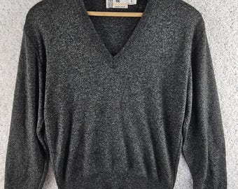 Vintage London Fog V Neck Gray Sweater Mens Medium Made USA Preppy 90s Dapper