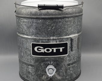 Vintage Gott 2 Gallon Stakooler Galvanized Metal Water Cooler W/ Lid Handle USA